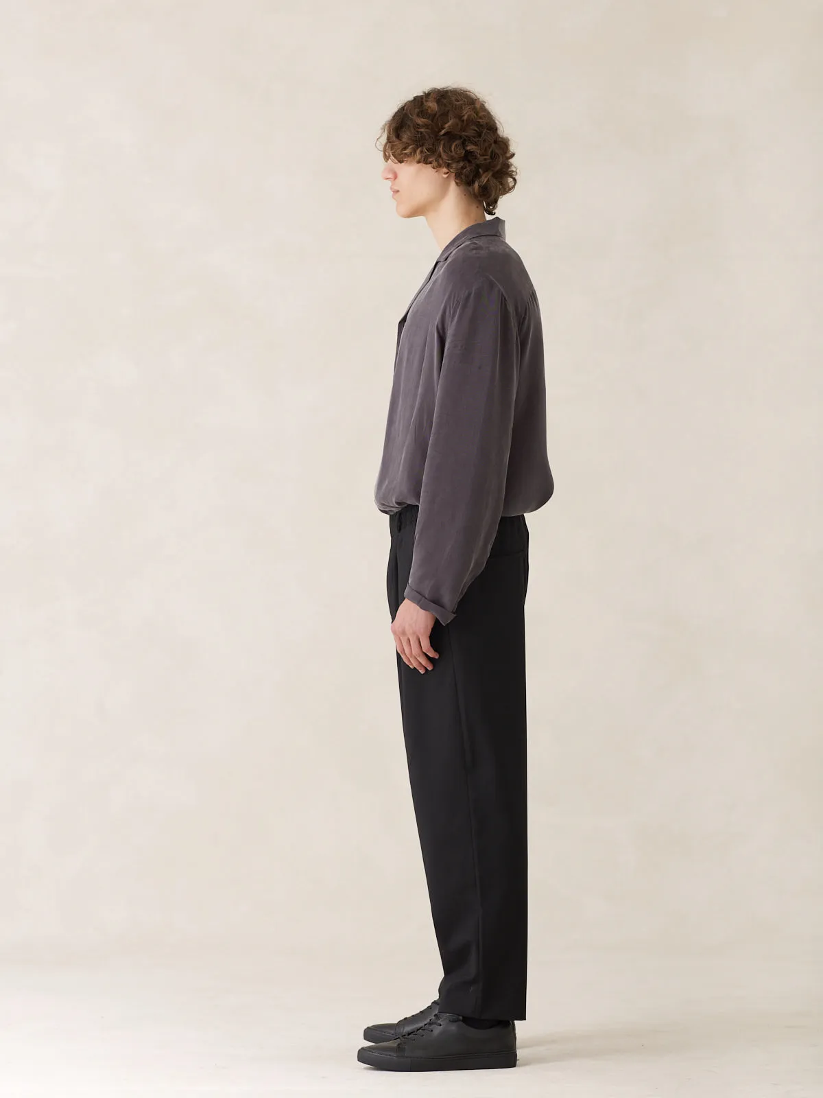 08 / Pleated Trousers Black