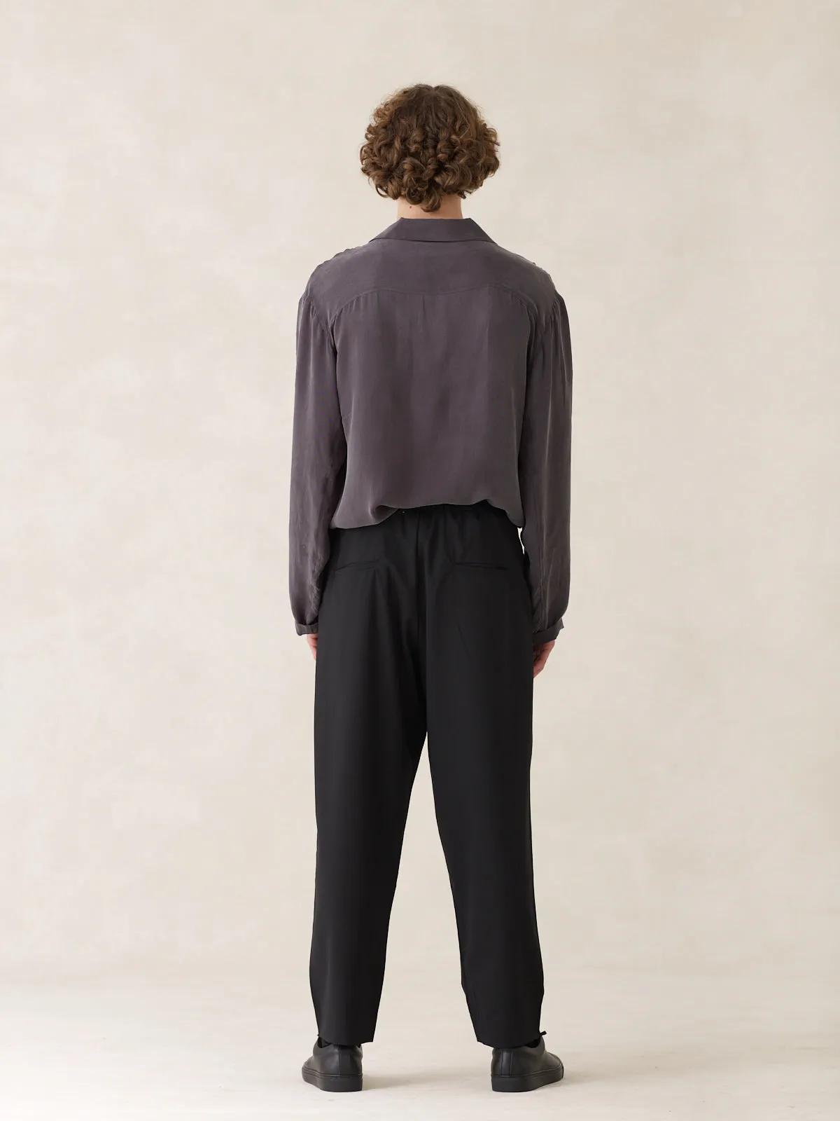 08 / Pleated Trousers Black