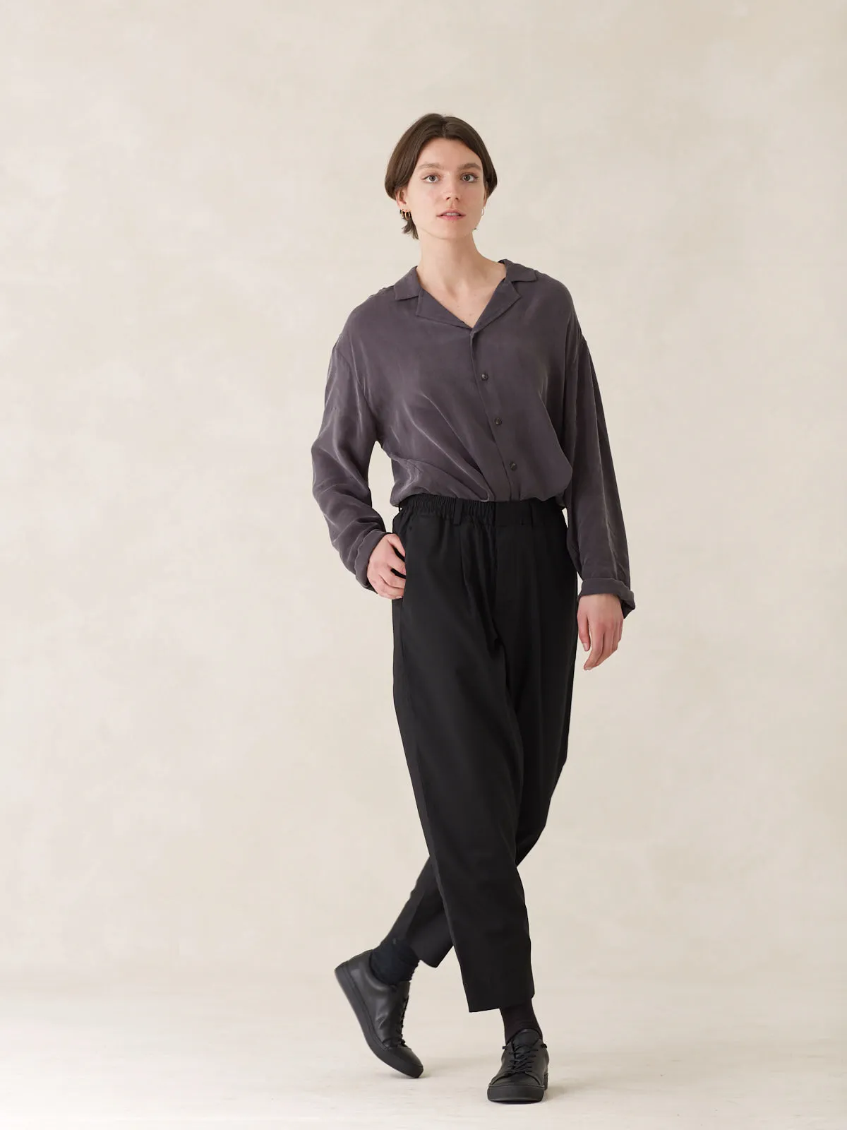 08 / Pleated Trousers Black