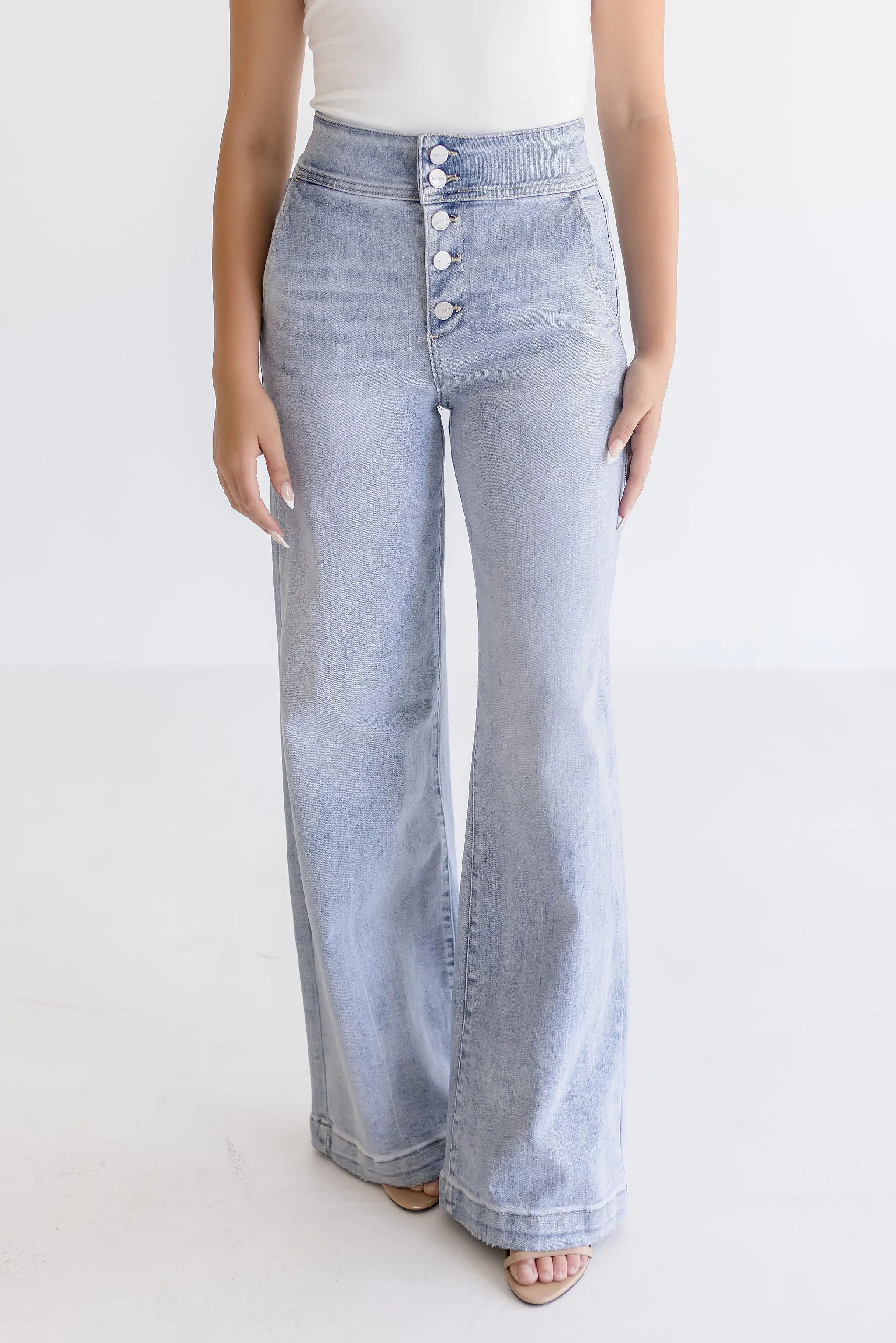 Allison High Rise Wide Leg Jeans Light Wash