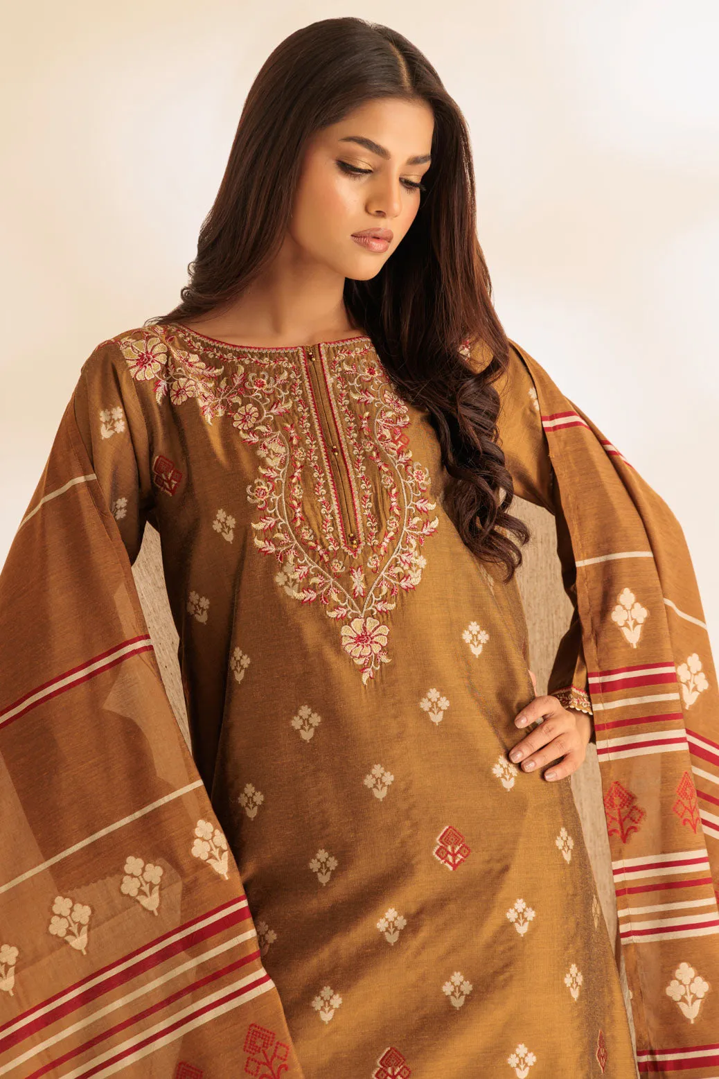 BROWN-JACQUARD-3 PIECE (SS6243P05)