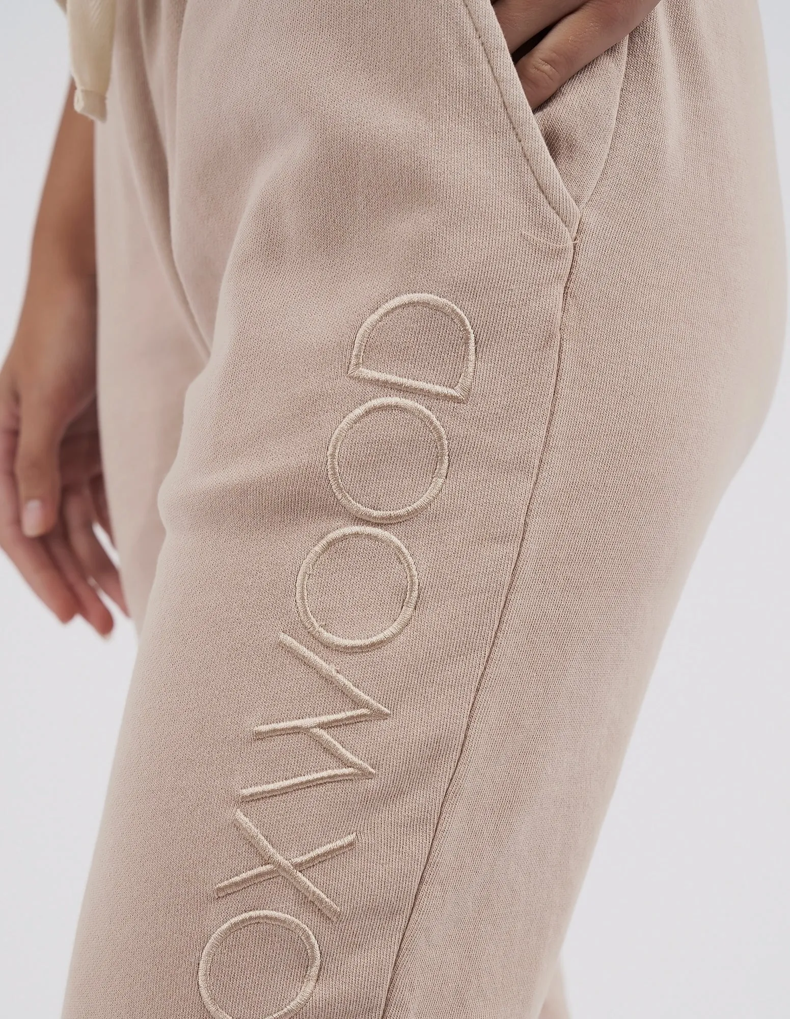 Foxwood Simplified Pant - Oatmeal