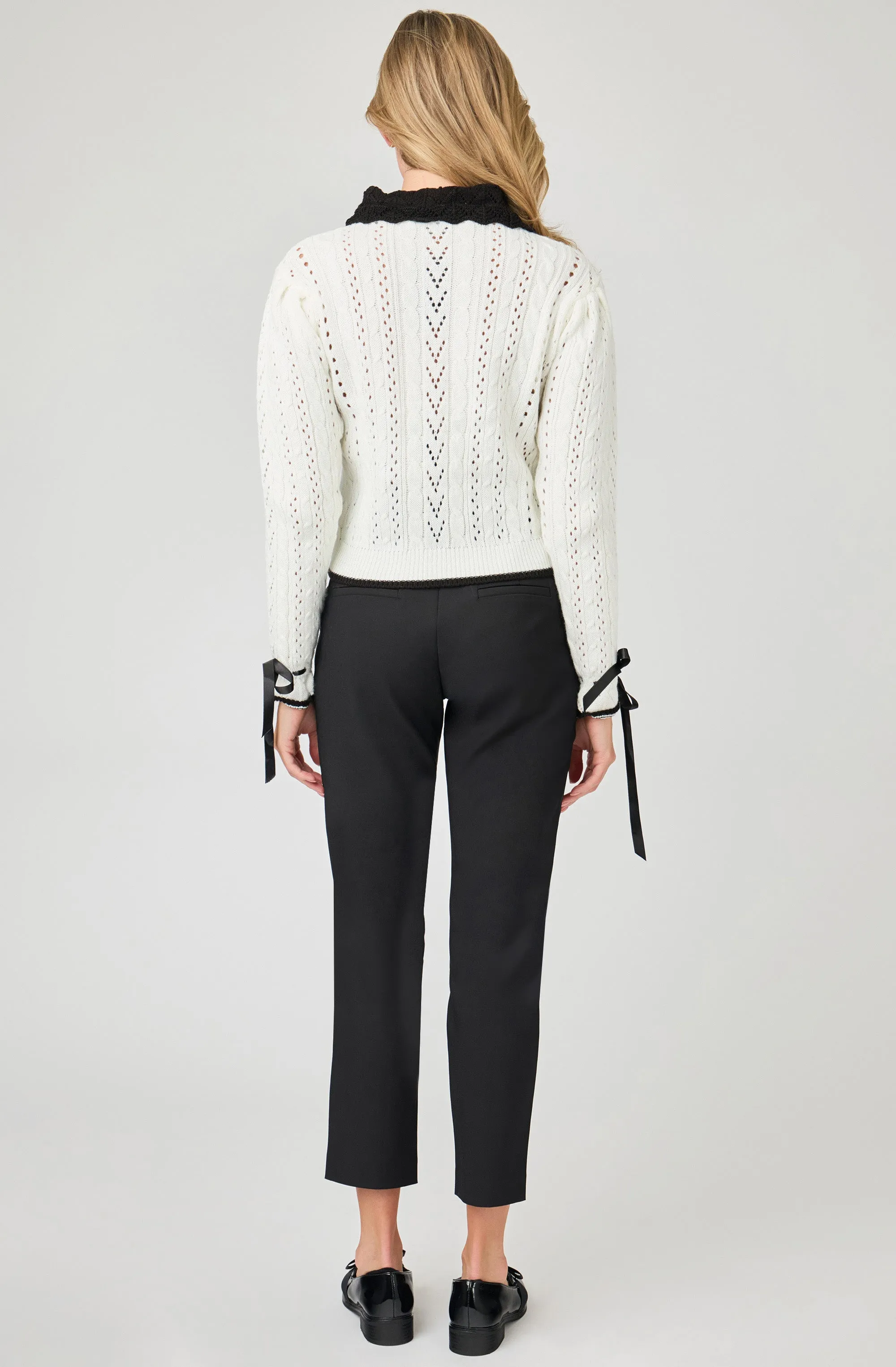 Knitted Sweater with Contrasting Trim & Collar