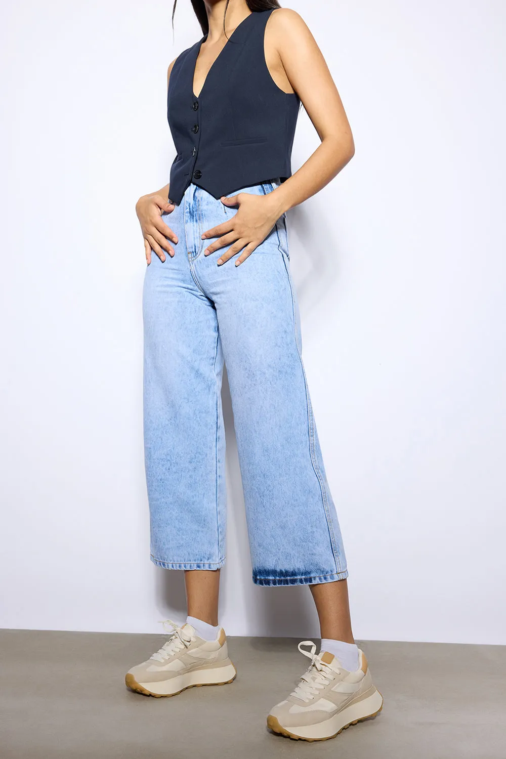 No Cap Light Blue Wide Leg Jeans