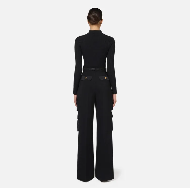 PA04546E2 Straight trousers in crêpe fabric with pockets and belt