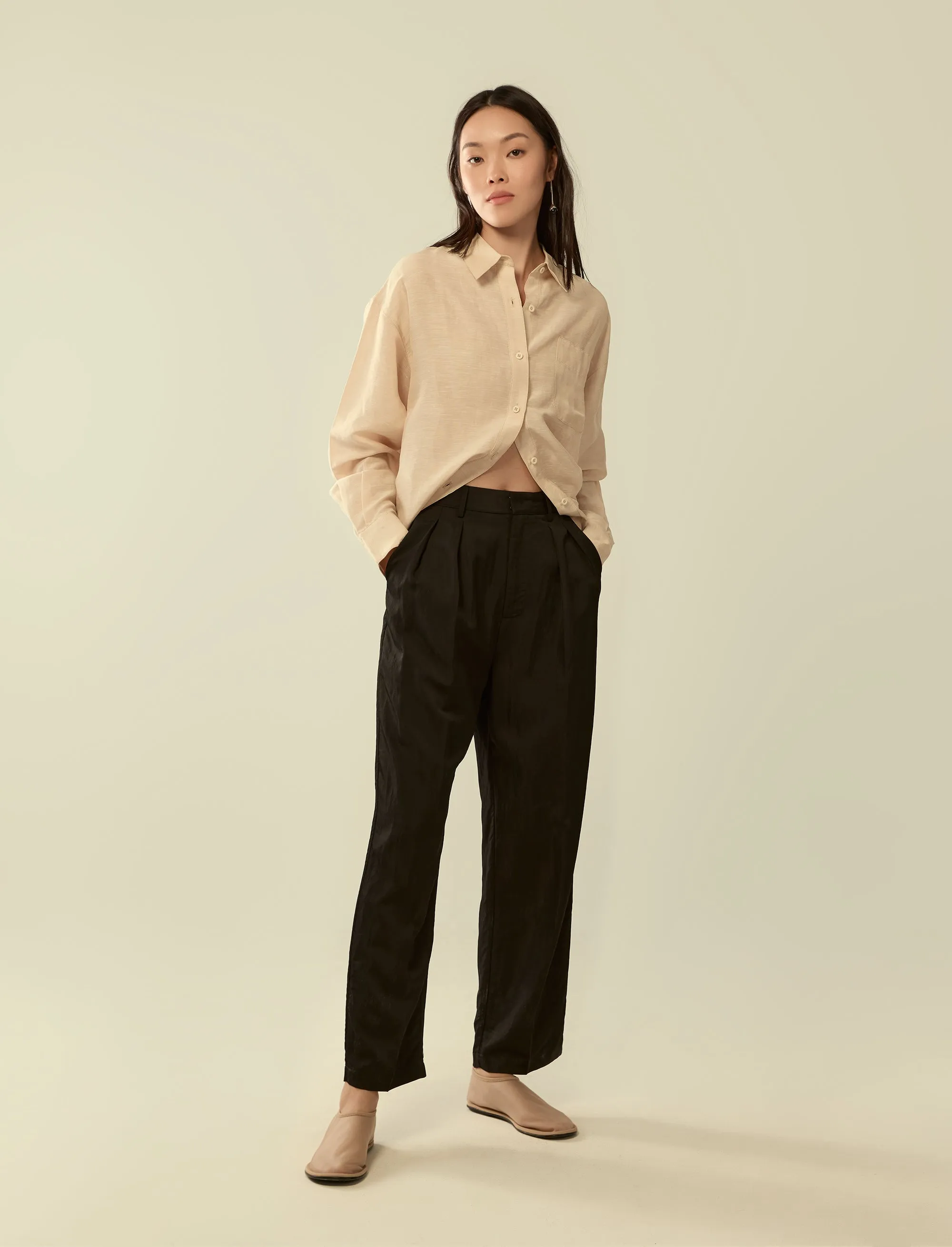 relaxed fit pleated trousers