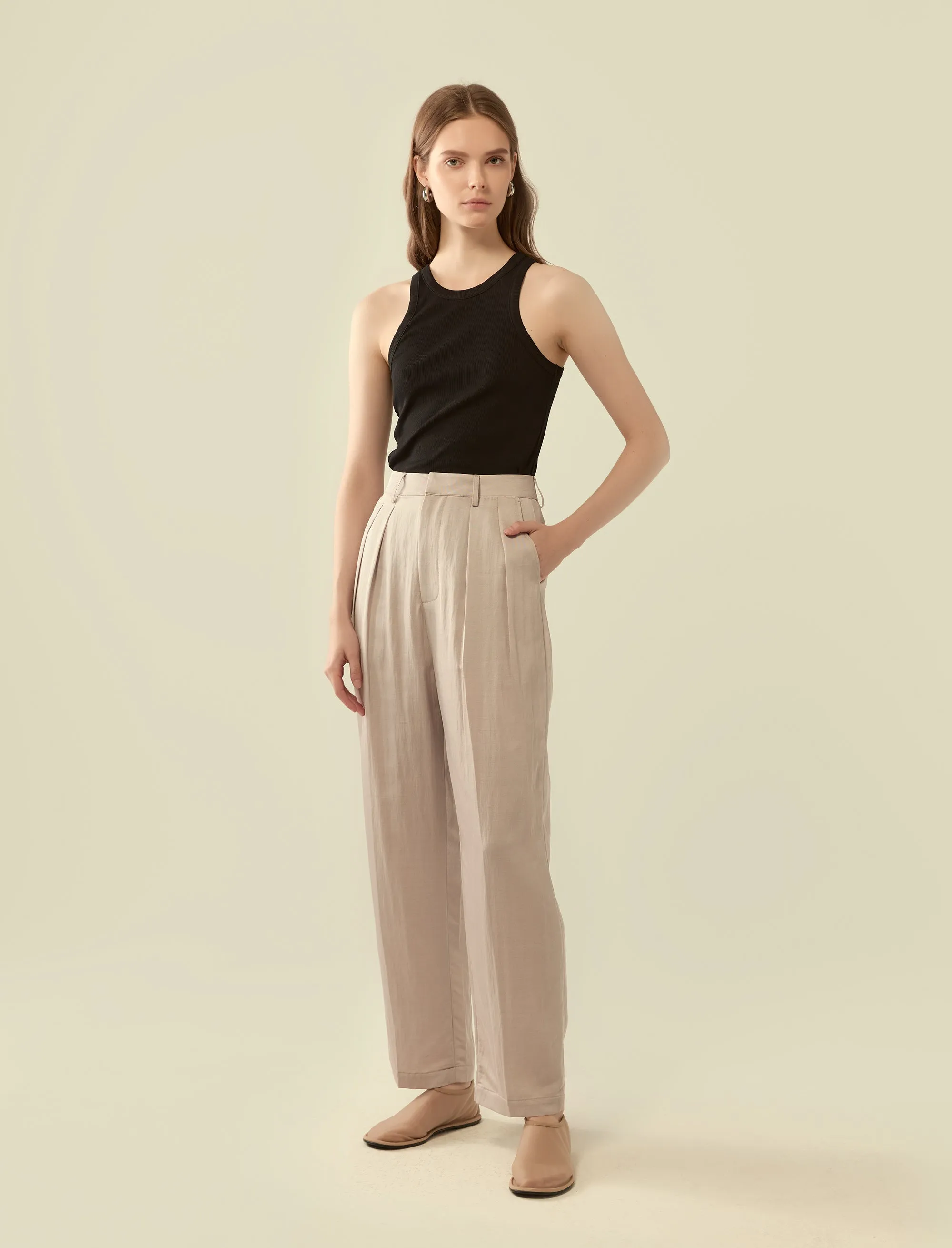 relaxed fit pleated trousers