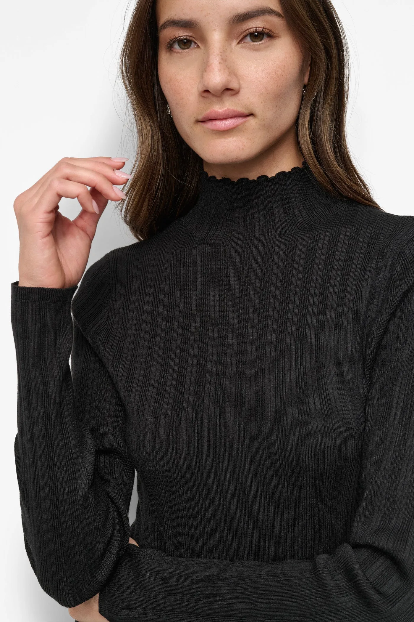 RIBBED MOCK NECK BODYSUIT