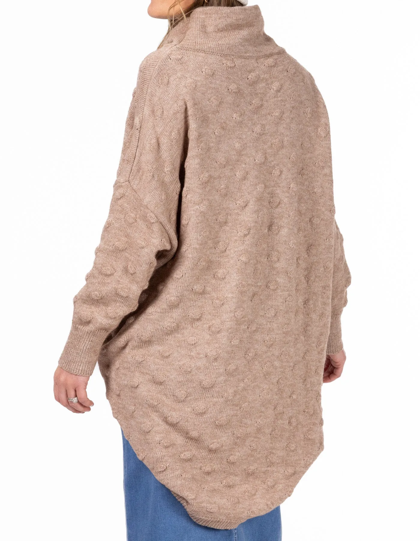 Theo Oversize Bubble Knit Jumper in Mocha