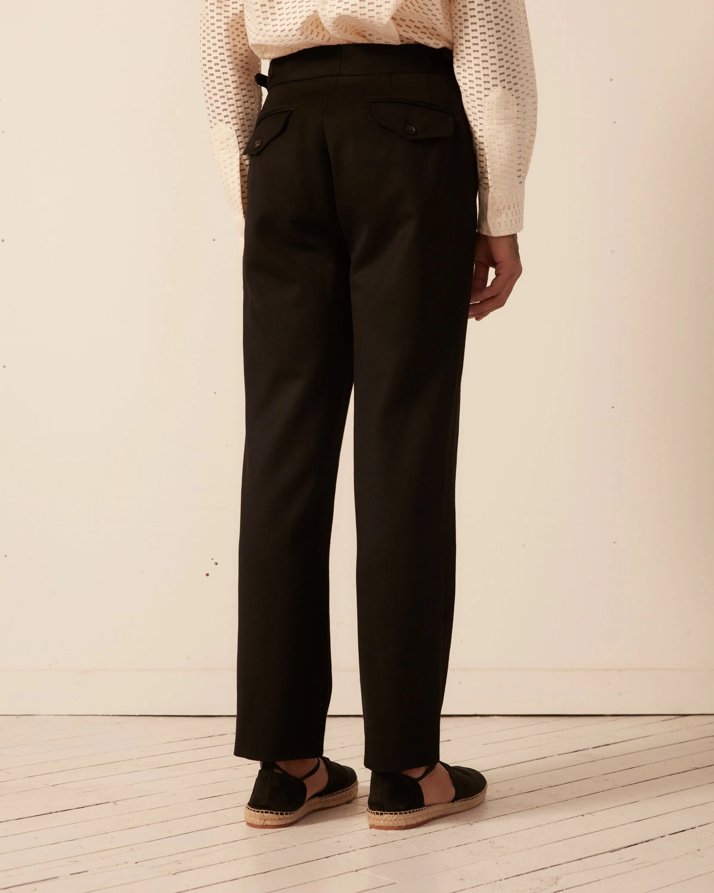 Twill Side Buckle Trousers - Black