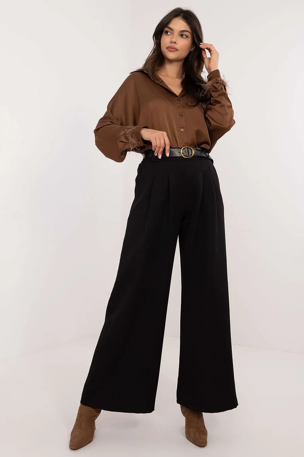 Women trousers model 203168 Italy Moda