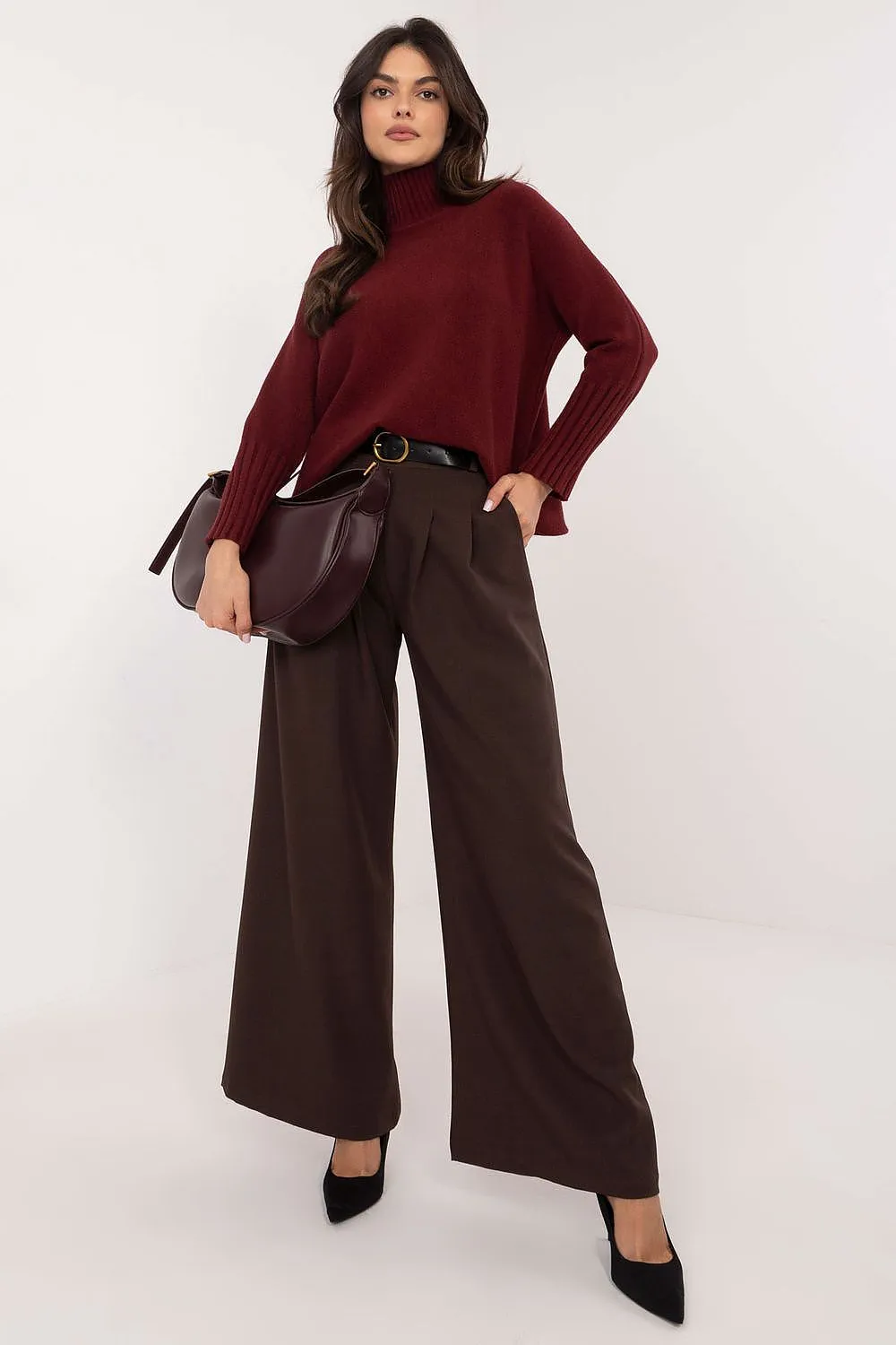 Women trousers model 203168 Italy Moda